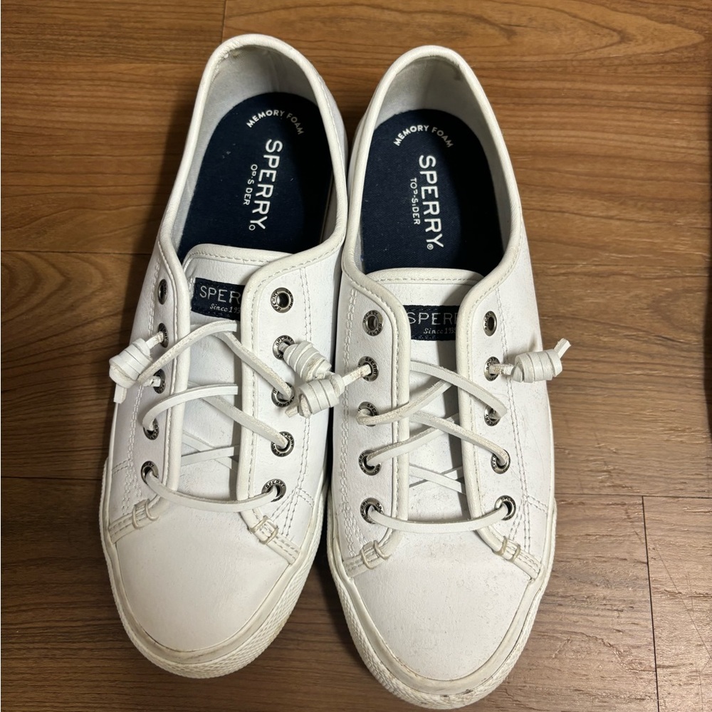 Sperry memory foam shoes